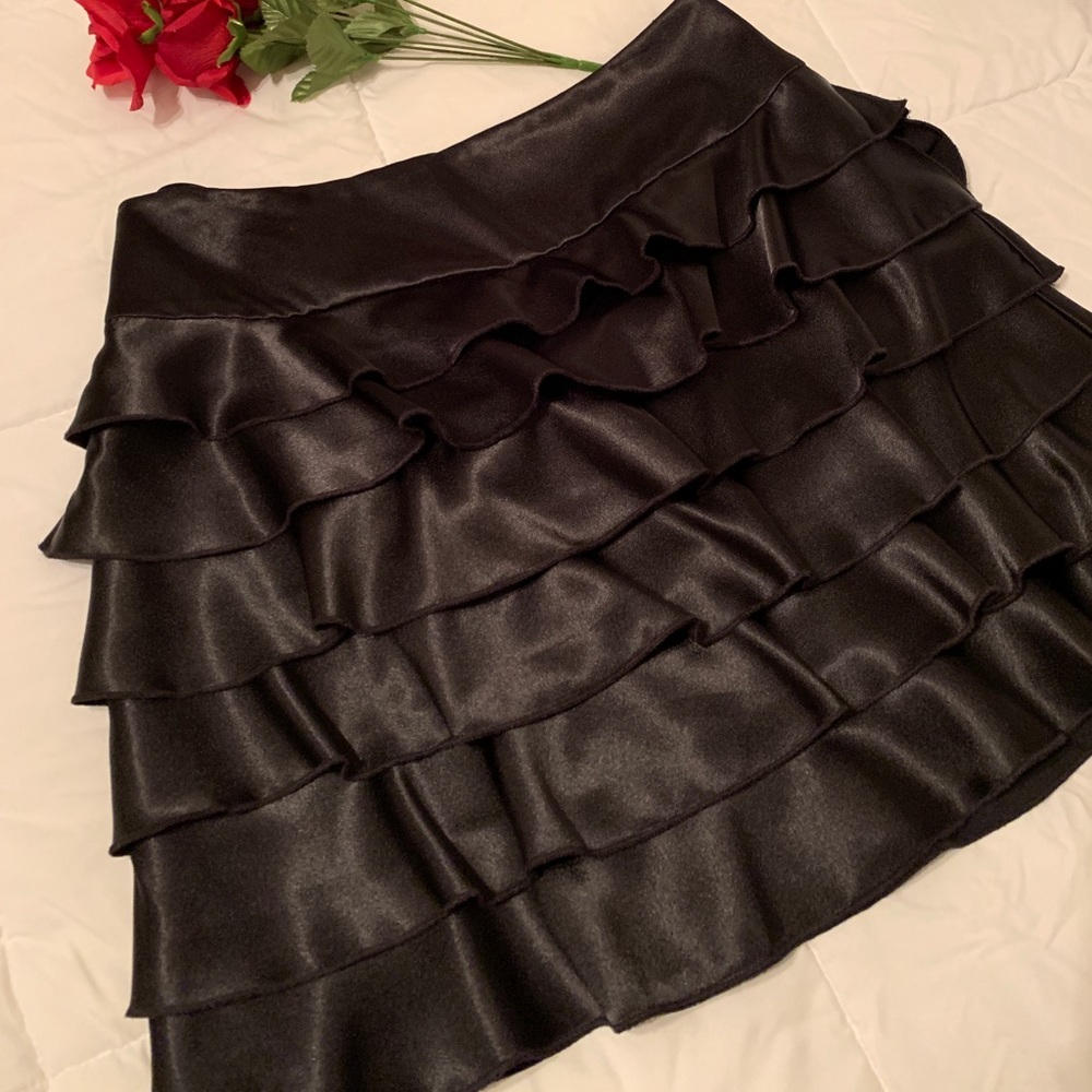 Jessica McClintock Black Tiered Satin Ruffle Skirt